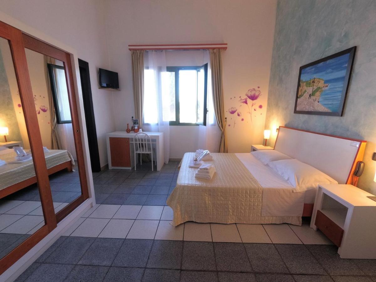 Hotel Alba Chiara Sant'Andrea Salento Eksteriør bilde