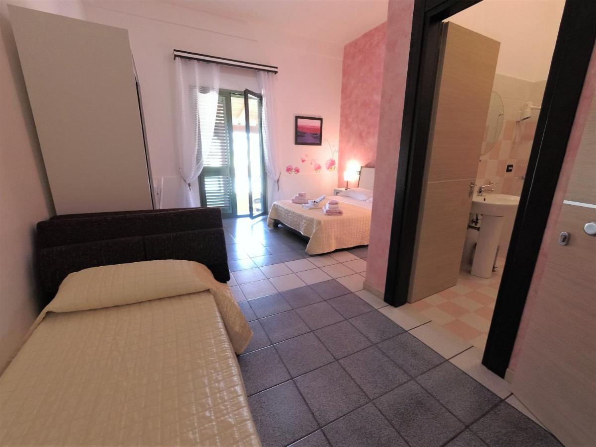 Hotel Alba Chiara Sant'Andrea Salento Eksteriør bilde